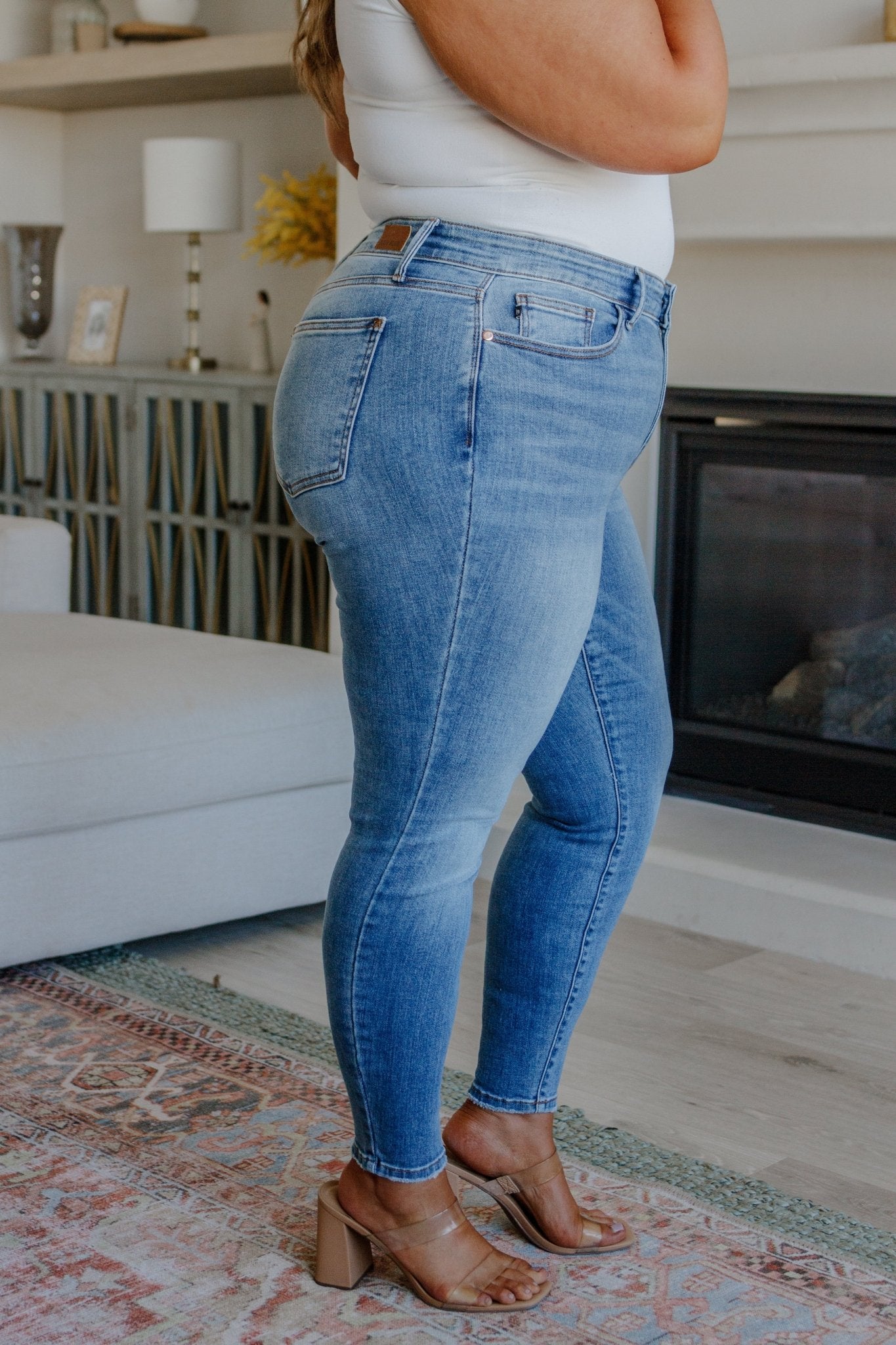 Catherine Mid Rise Vintage Skinny Jeans (Online Exclusive) - Uptown Boutique Ramona