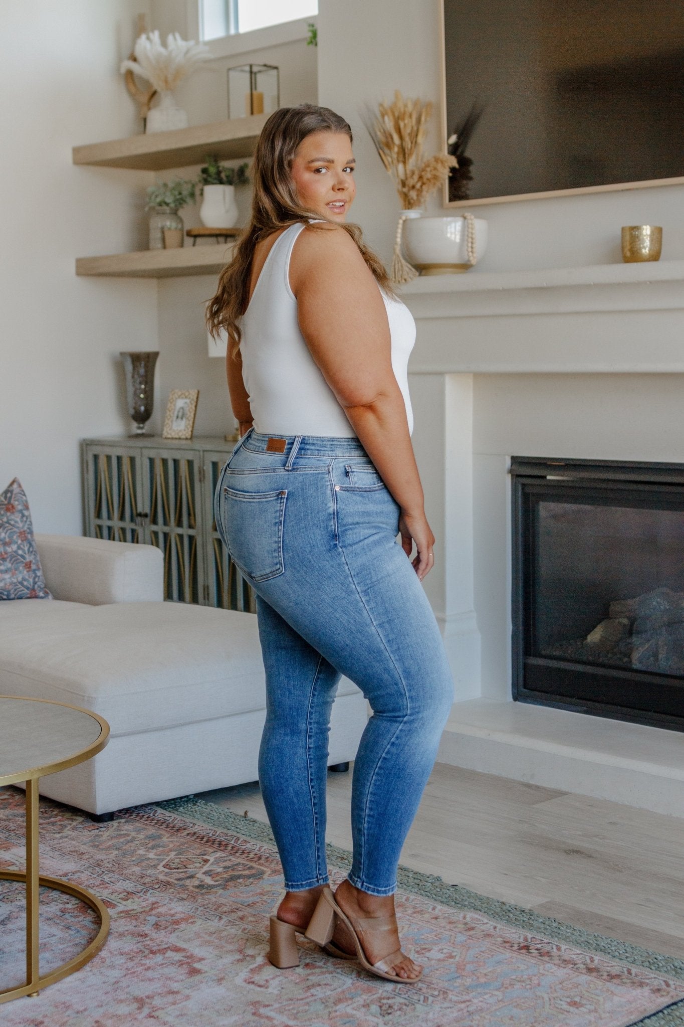 Catherine Mid Rise Vintage Skinny Jeans (Online Exclusive) - Uptown Boutique Ramona