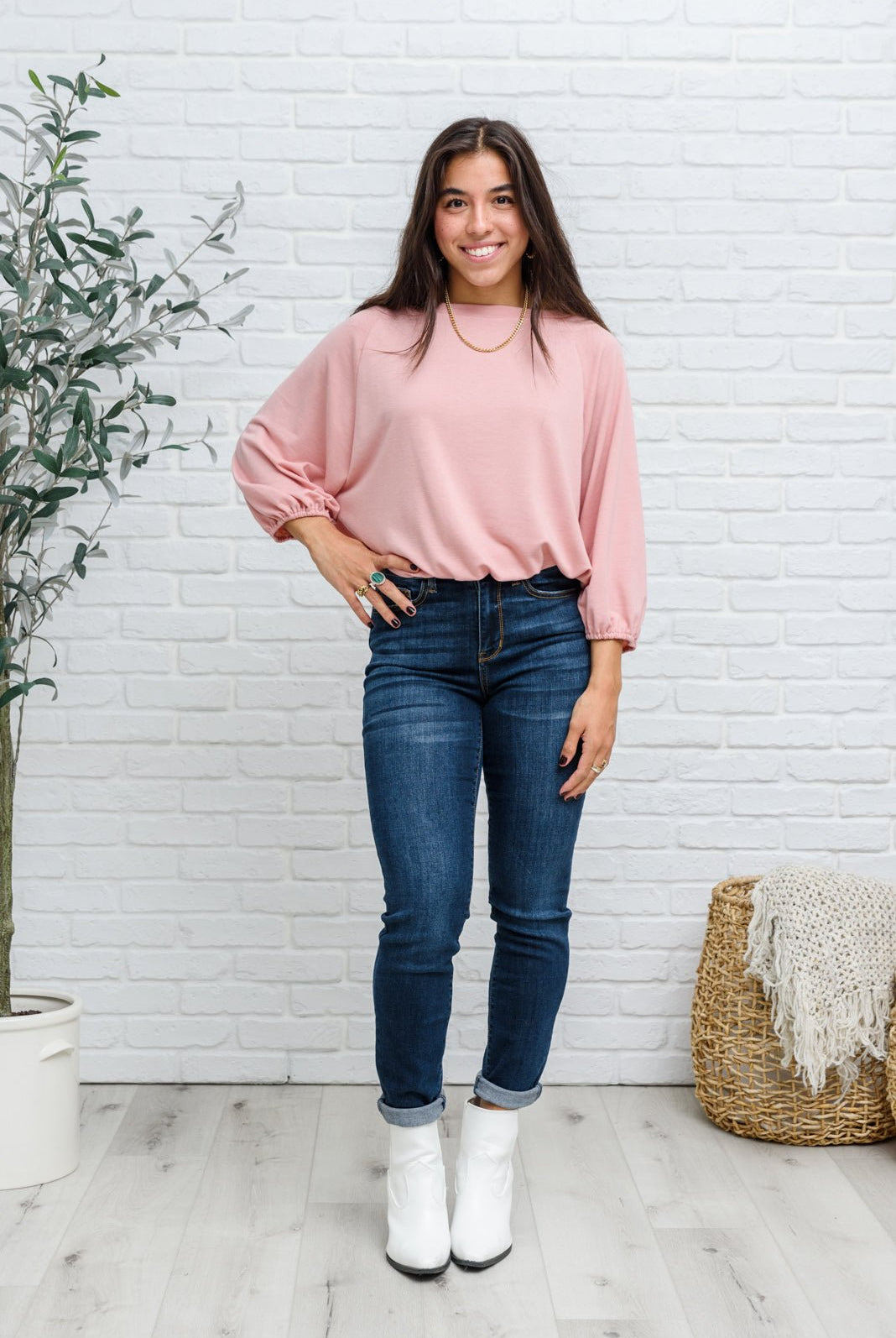 Don't Go Yet Top (Online Exclusive) - Uptown Boutique Ramona
