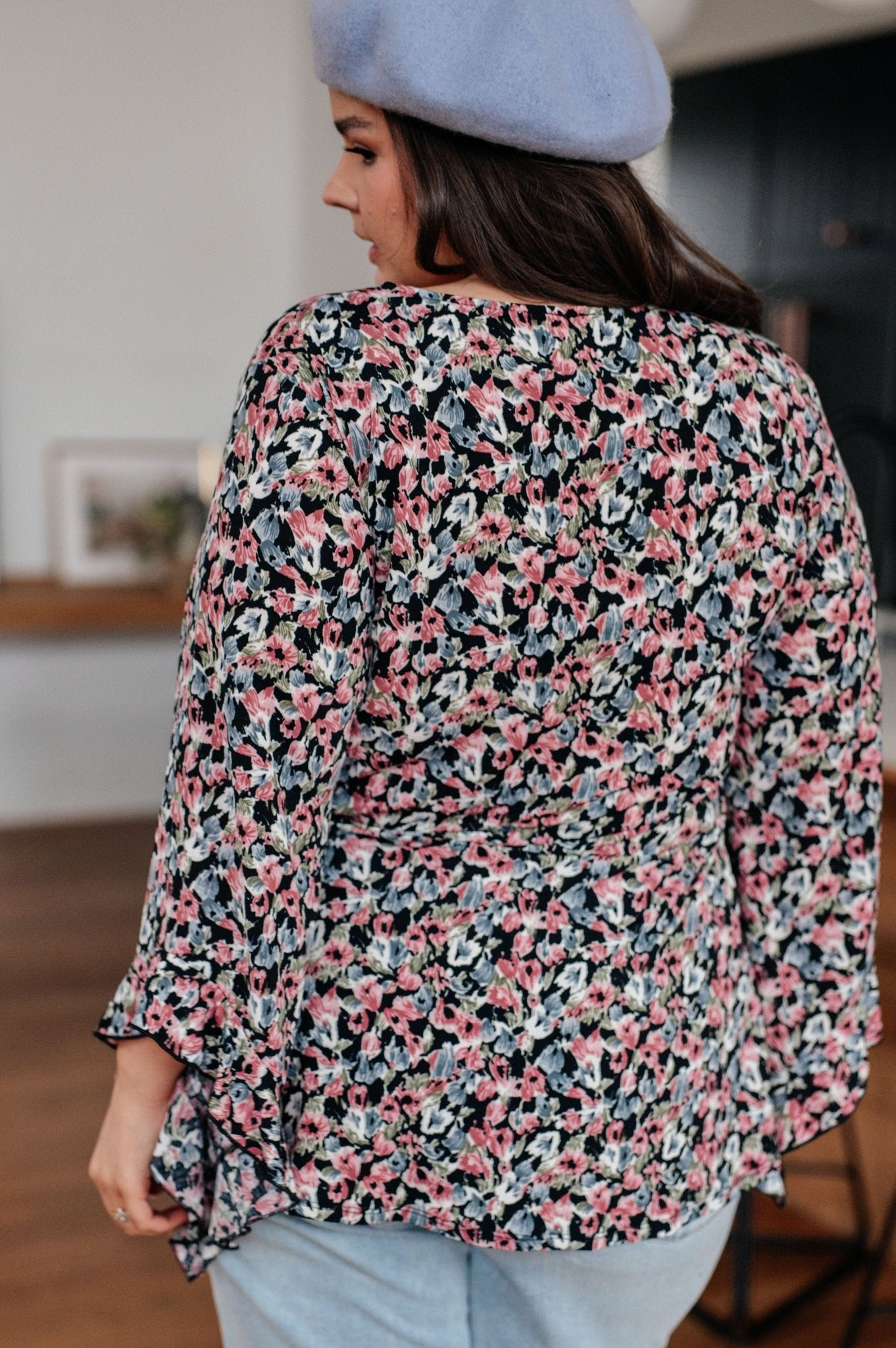 Have It All Angel Sleeve Top in Black Floral (Online Exclusive) - Uptown Boutique Ramona