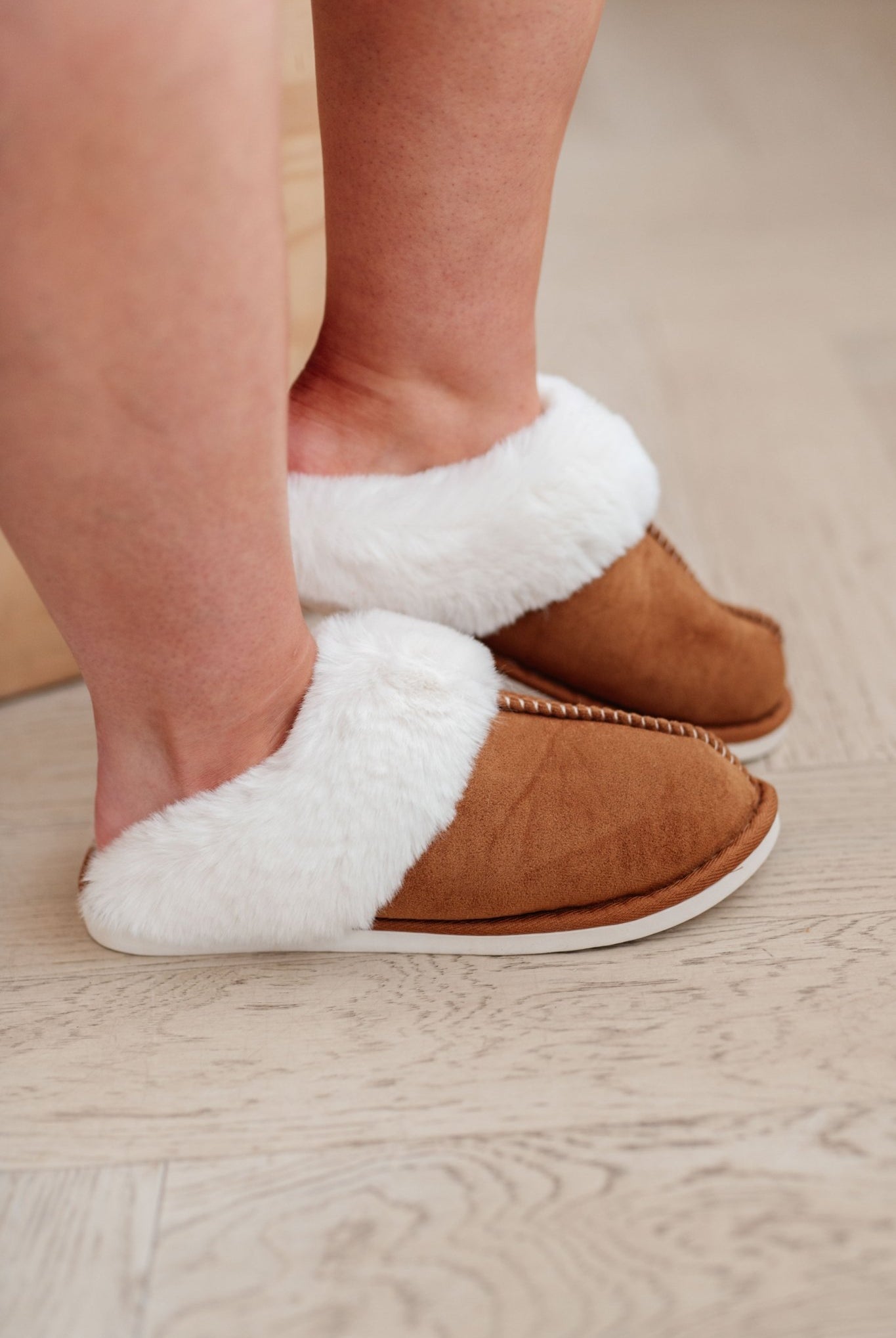 Just Chilling Slippers (Online Exclusive) - Uptown Boutique Ramona