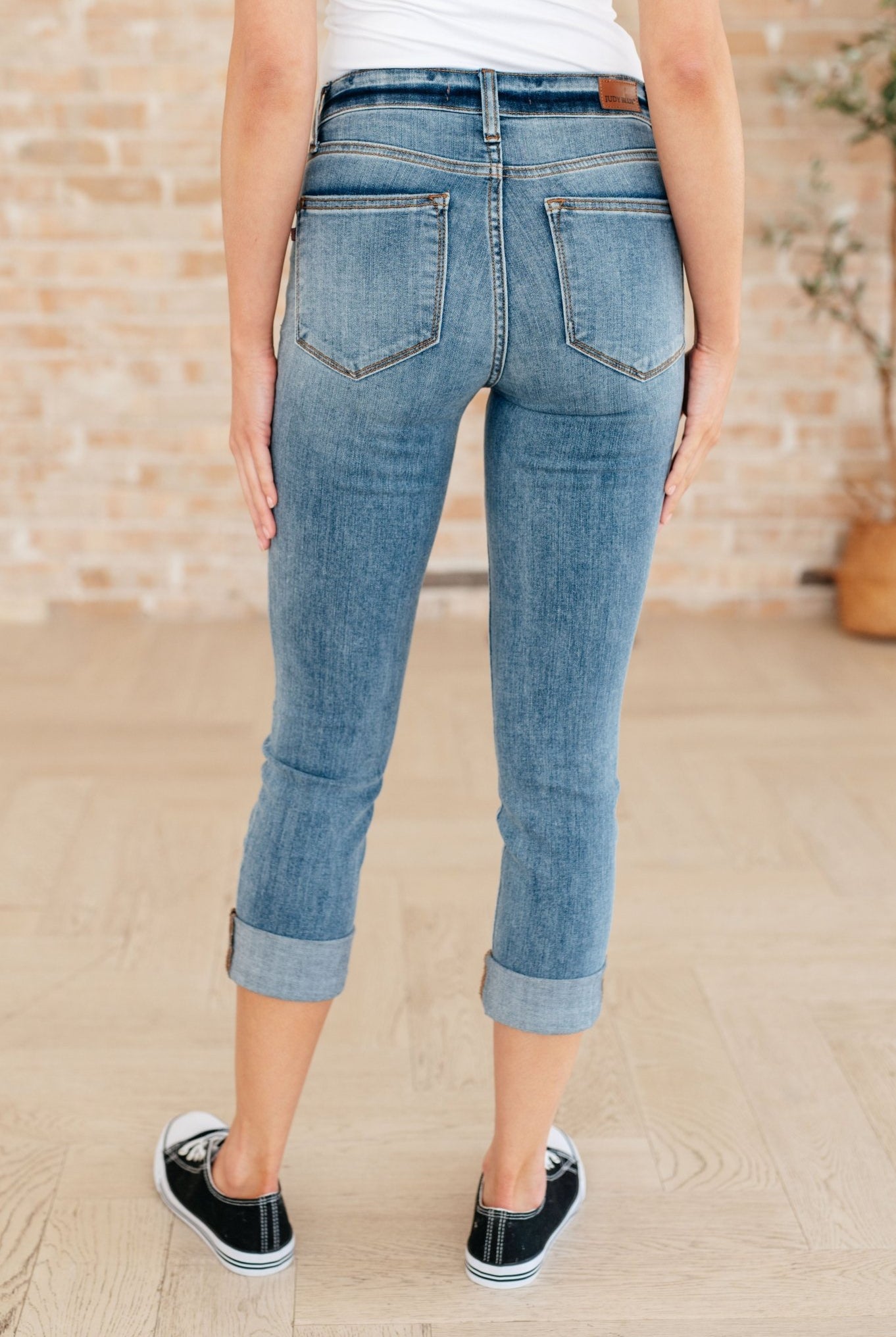 Laura Mid Rise Cuffed Skinny Capri Jeans (Online Exclusive) - Uptown Boutique Ramona