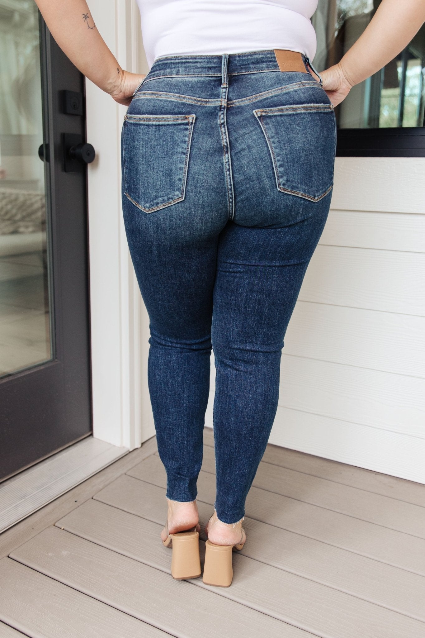 Lydia Mid Rise Vintage Raw Hem Skinny Jeans (Online Exclusive) - Uptown Boutique Ramona
