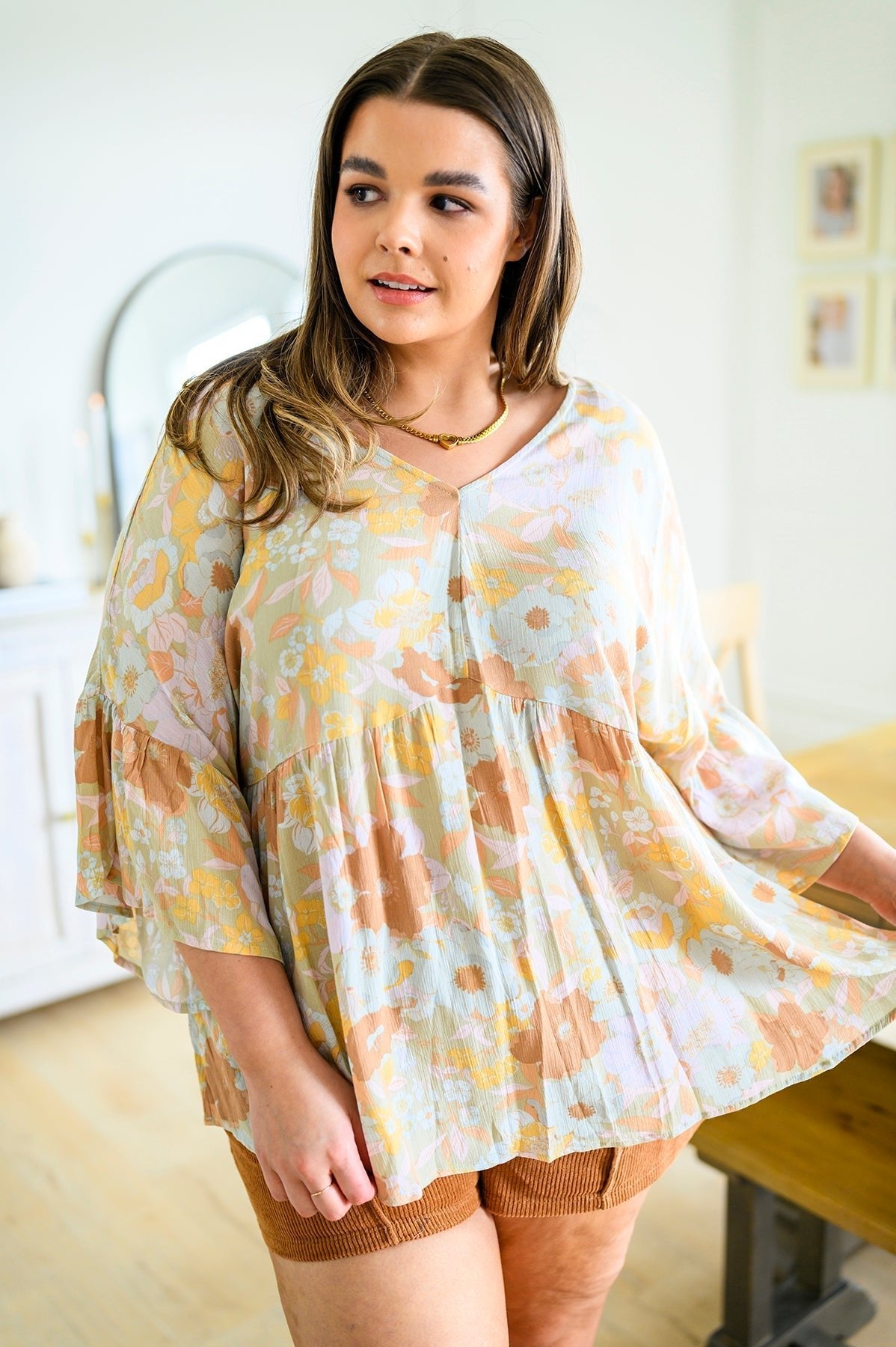 Singled Out Floral Blouse in Green (Online Exclusive) - Uptown Boutique Ramona