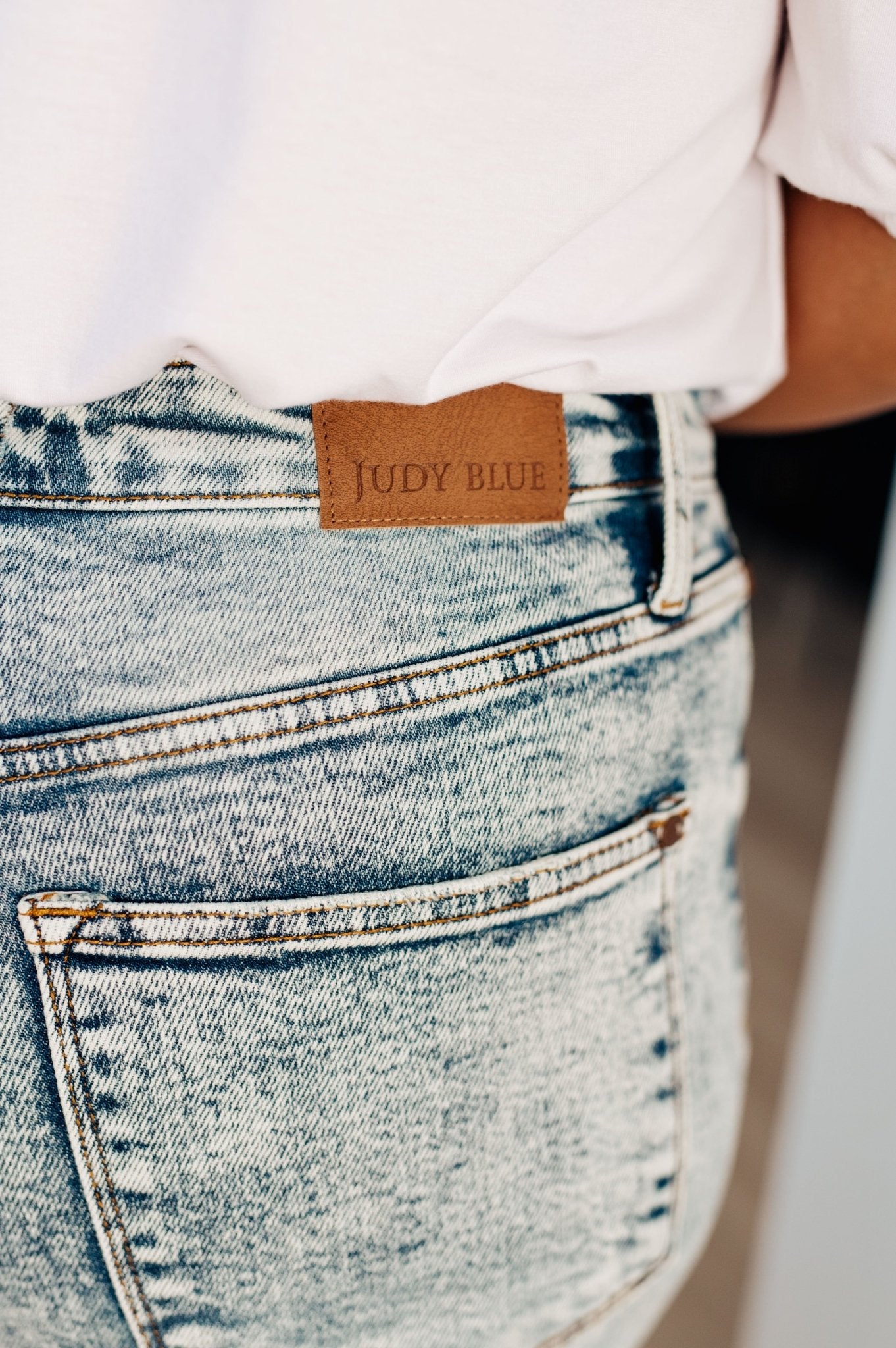 Dory High Waist Mineral Wash Raw Hem Wide Leg Jeans (Online Exclusive) - Uptown Boutique Ramona