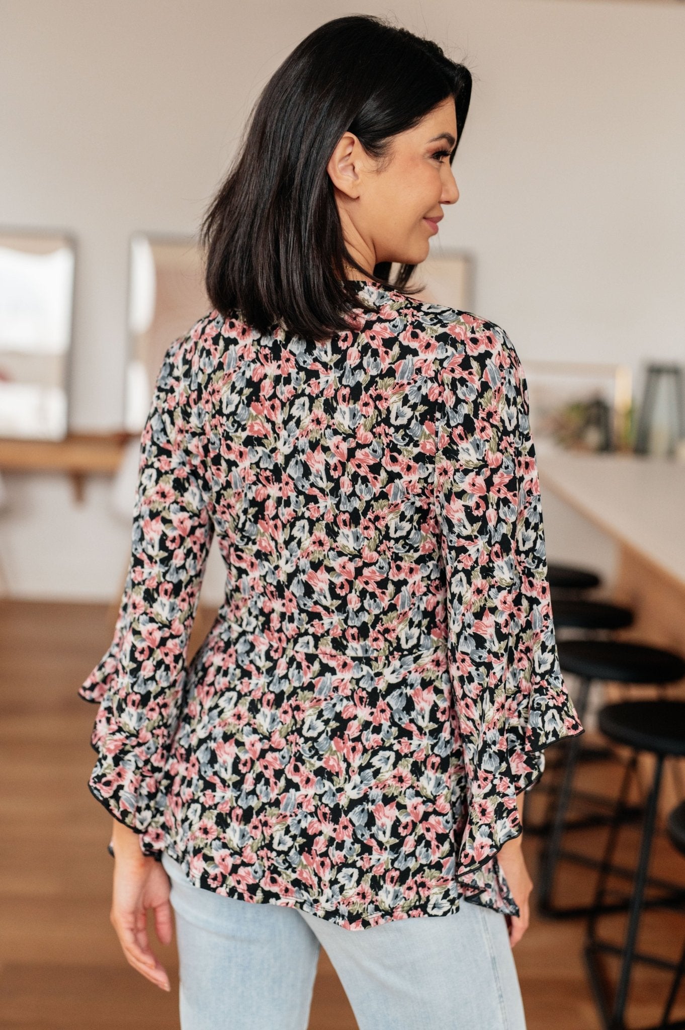 Have It All Angel Sleeve Top in Black Floral (Online Exclusive) - Uptown Boutique Ramona