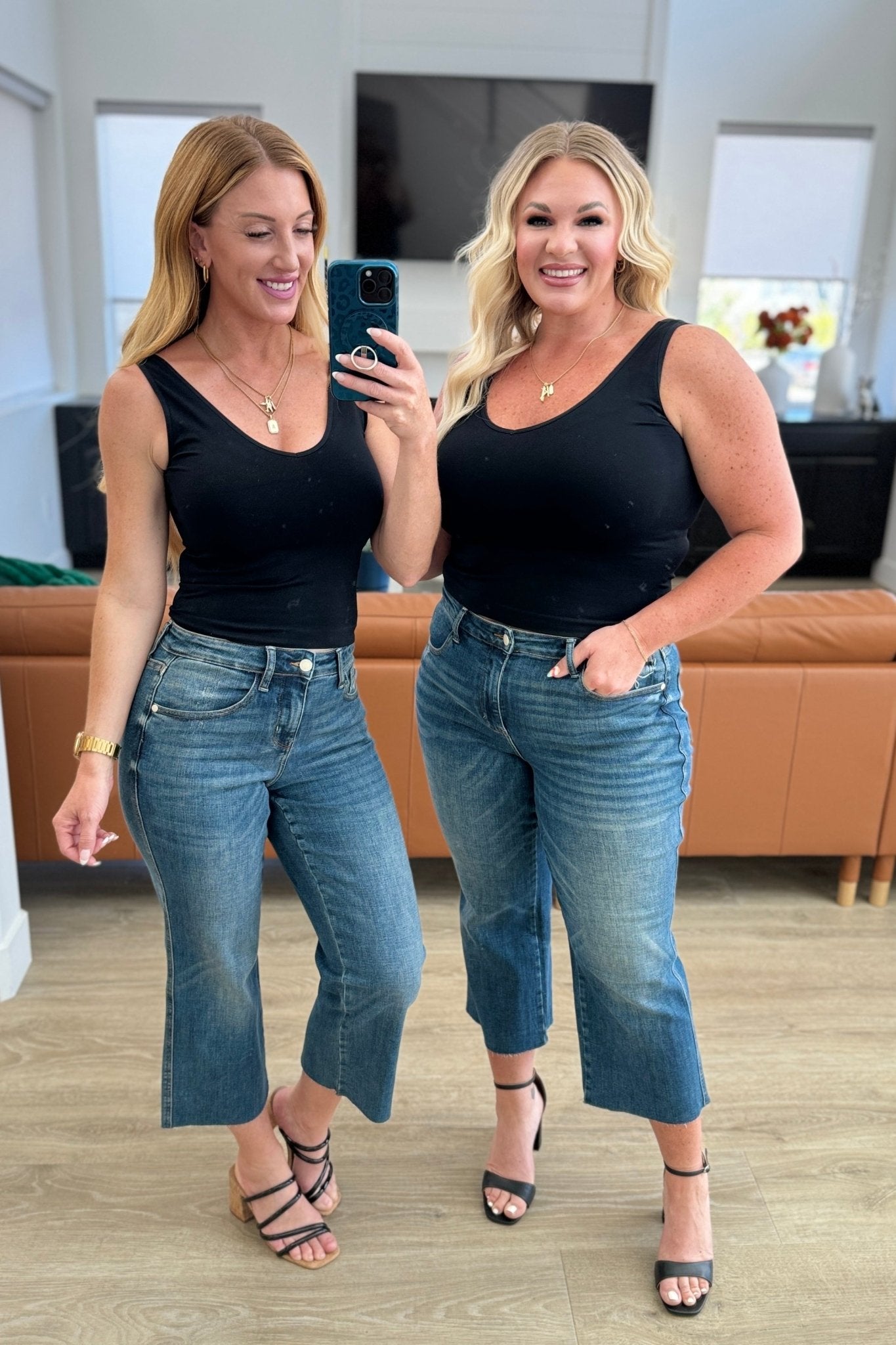 Hayes High Rise Wide Leg Crop Jeans - Uptown Boutique Ramona